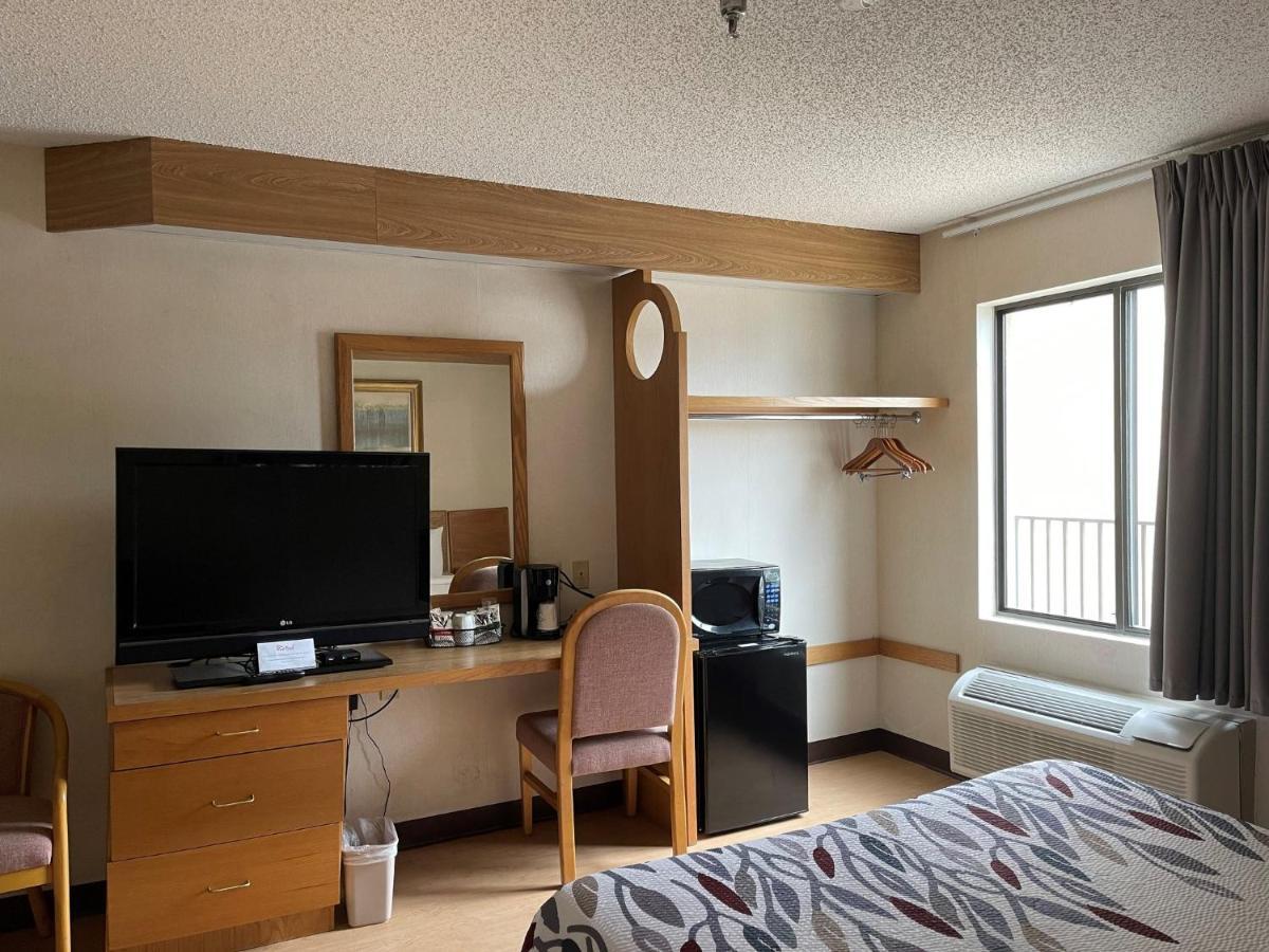 Red Roof Inn Бренсон Екстер'єр фото